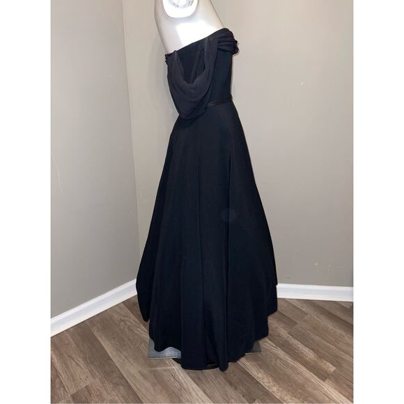 GIAMBATTISTA VALLI Off-shoulder midi dress US 4 $4300 - Picture 9 of 11